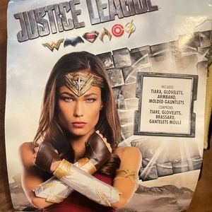 Wonder Woman assessors kit adult